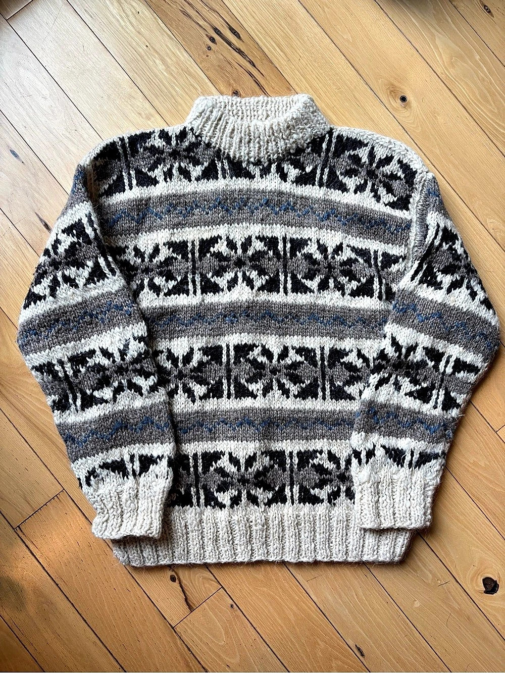 Vintage Wool Hand Knit Cowichan Crewneck Sweater L